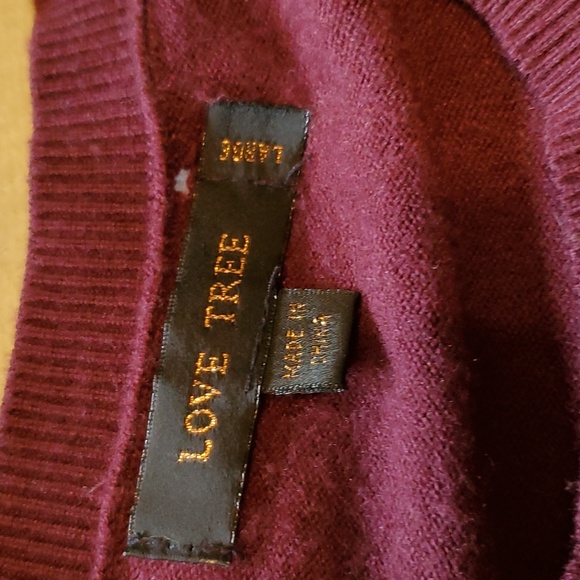 Love Tree ladies sweater - Picture 4 of 6